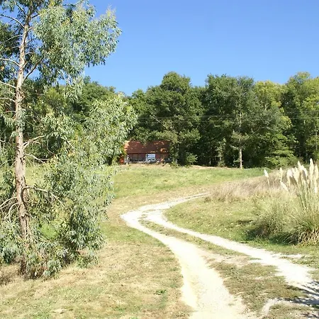- Villa